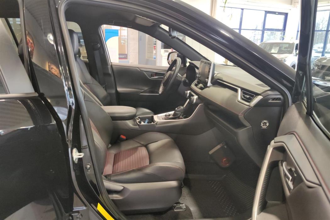 TOYOTA RAV4 Plug-in 2021