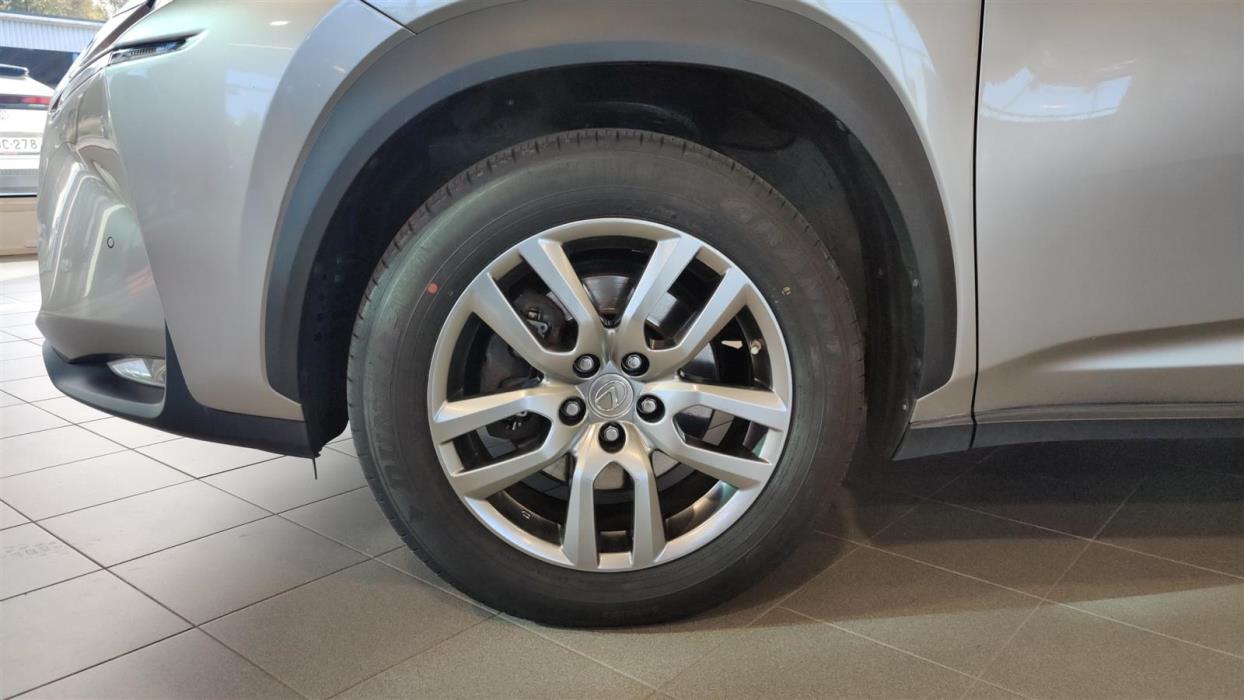 LEXUS NX 2016
