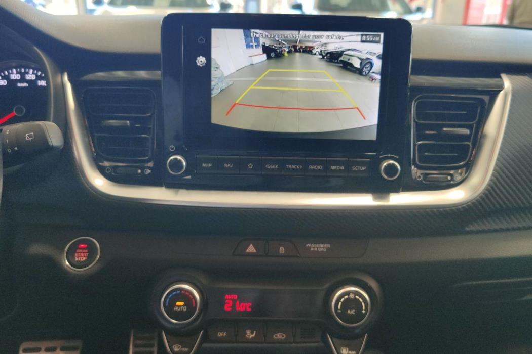 KIA STONIC 2024