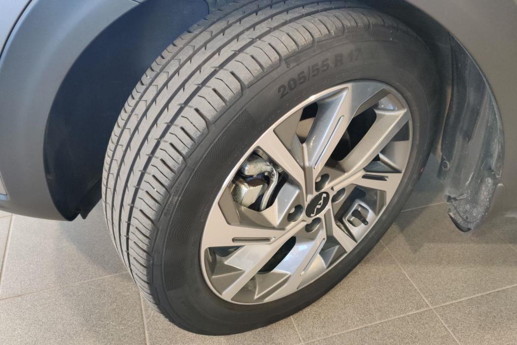 KIA STONIC 2024