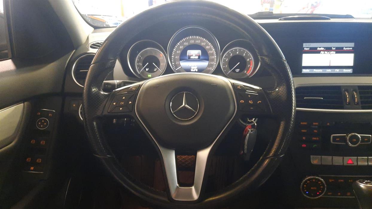 MERCEDES-BENZ C 2013