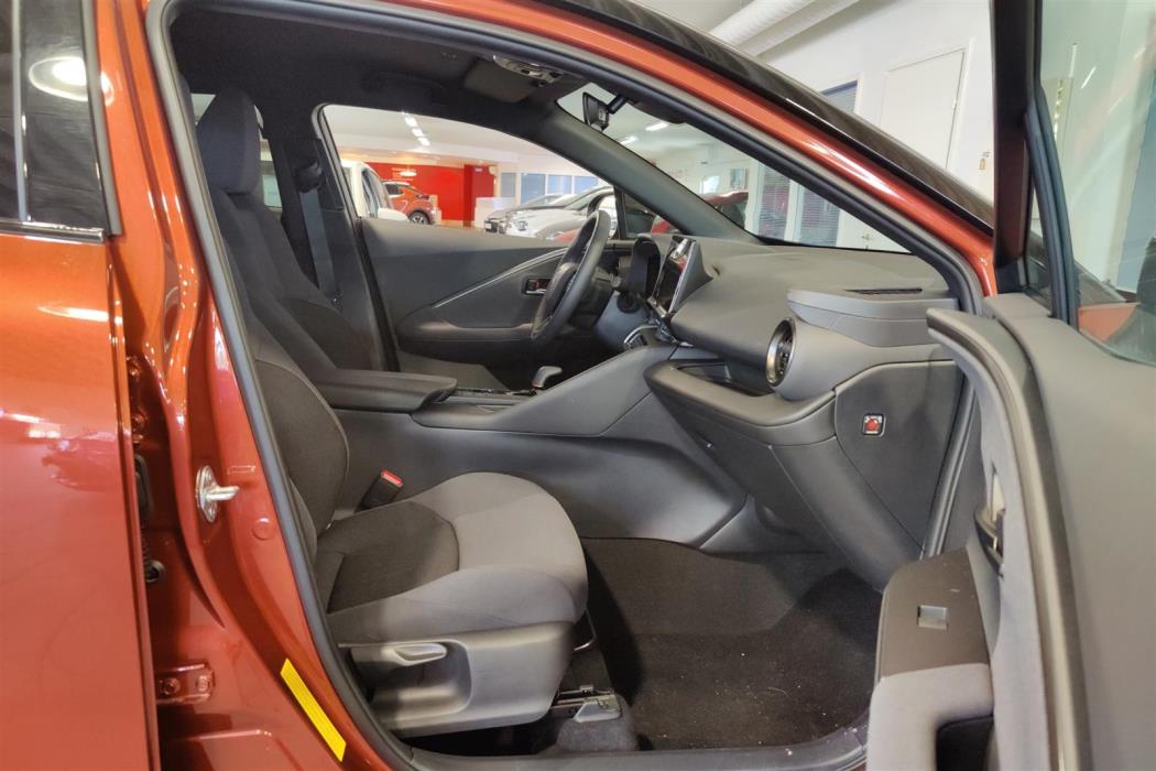 Toyota C-HR 2025