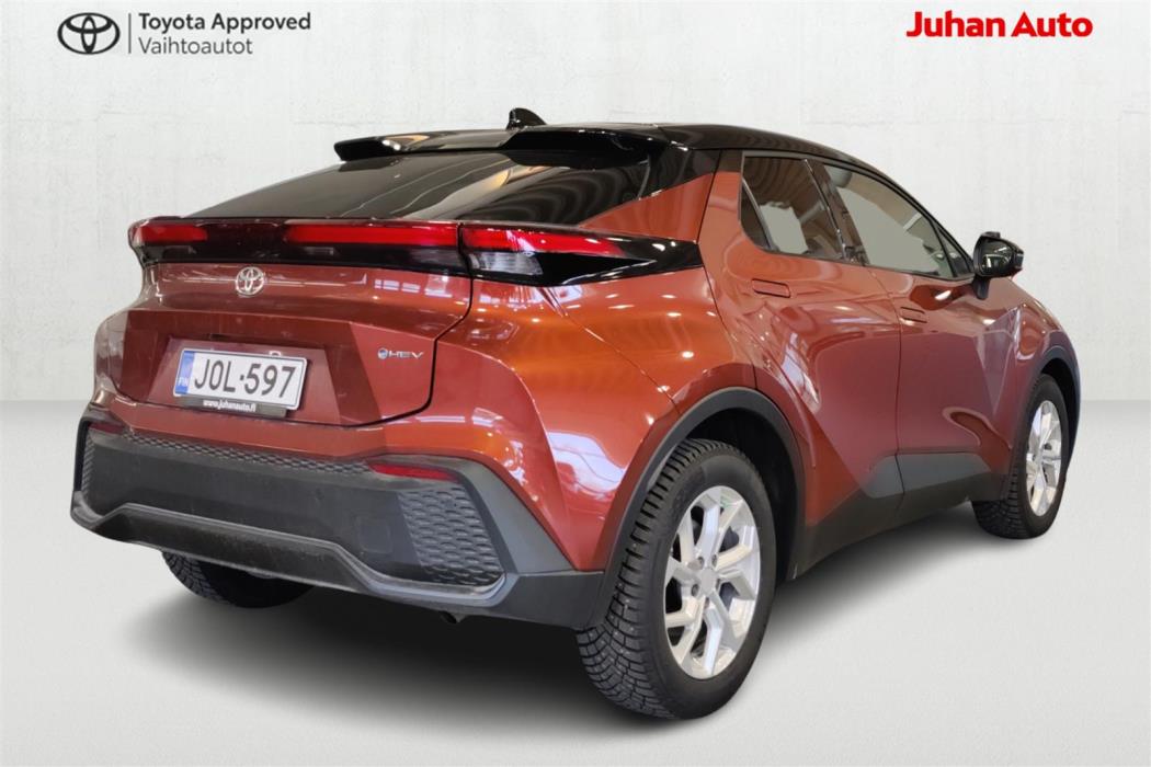 Toyota C-HR 2025