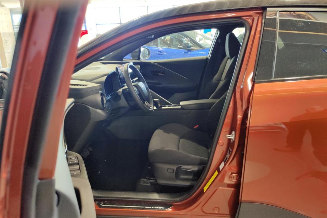 Toyota C-HR 2025