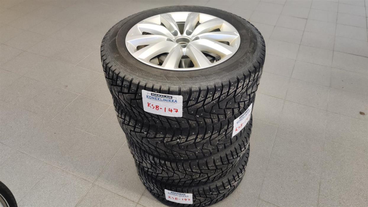 VOLKSWAGEN TIGUAN 2016