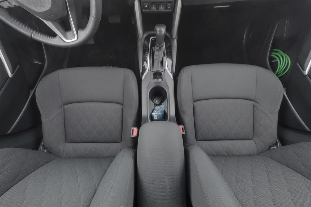TOYOTA Corolla Cross 2024