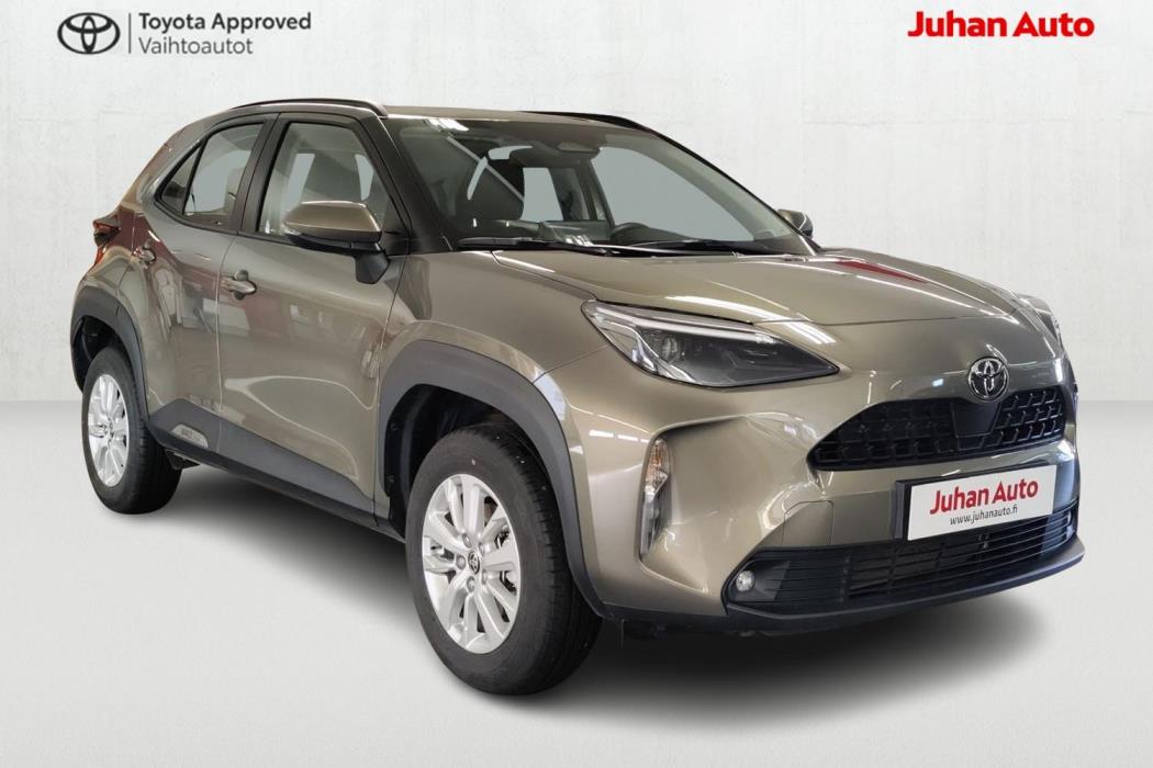 TOYOTA Yaris Cross 2025