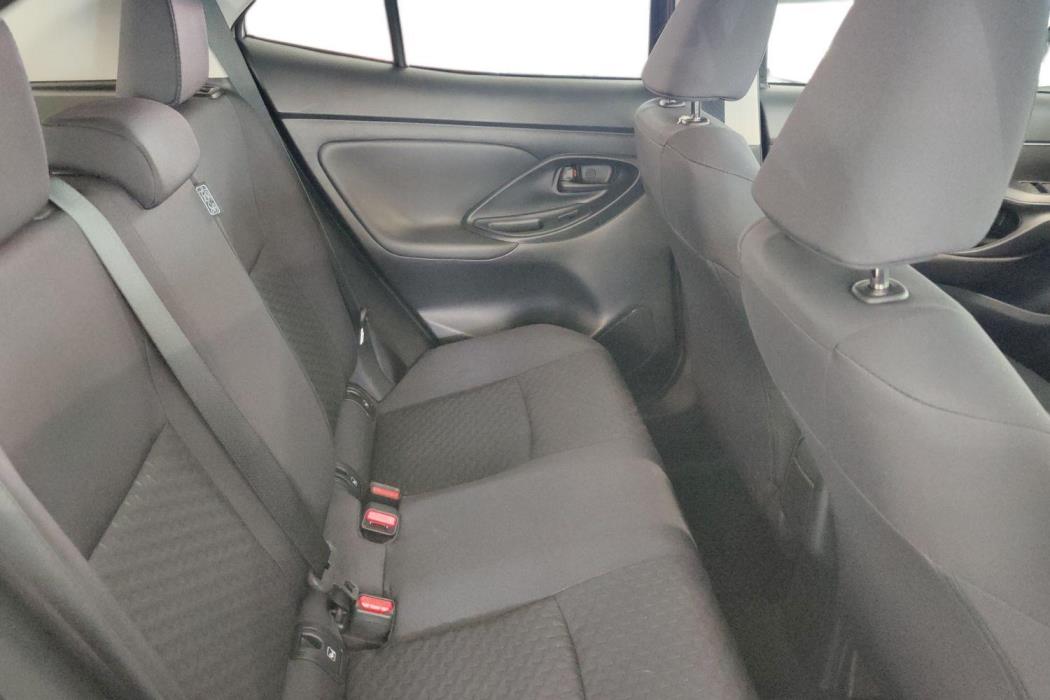TOYOTA Yaris Cross 2025