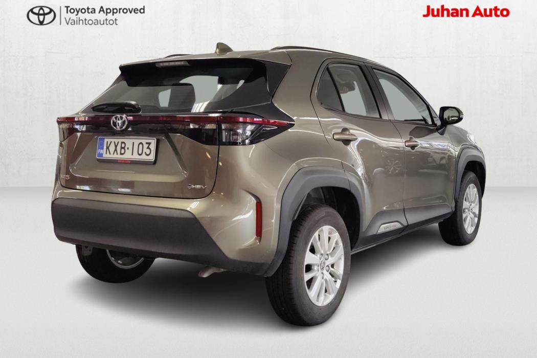 TOYOTA Yaris Cross 2025