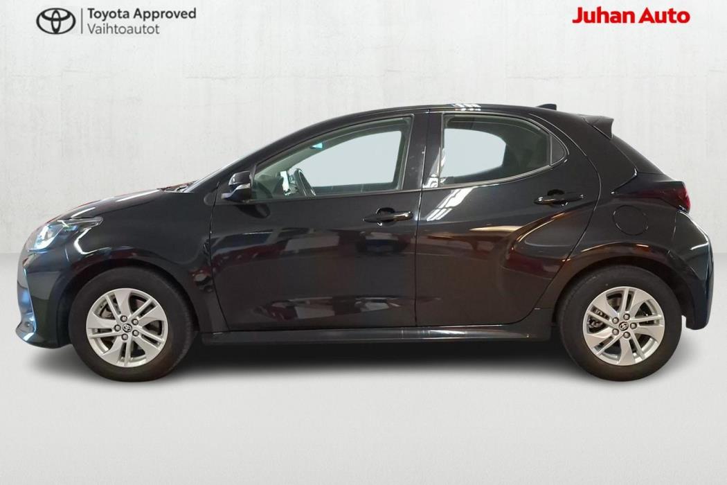 TOYOTA Yaris 2023
