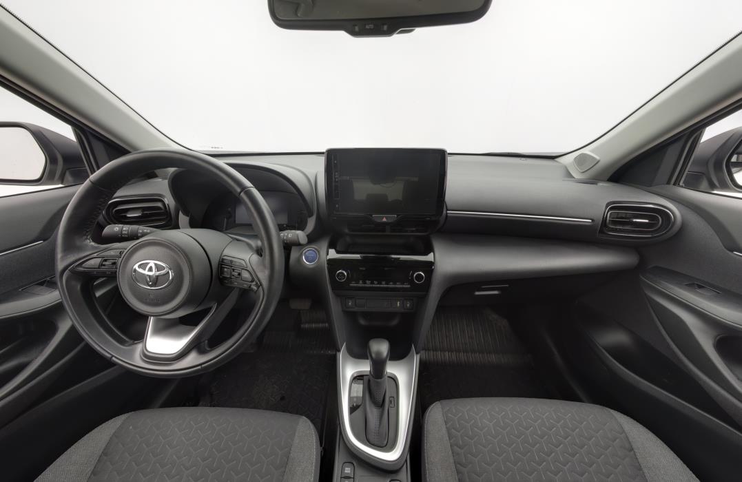 TOYOTA Yaris Cross 2023