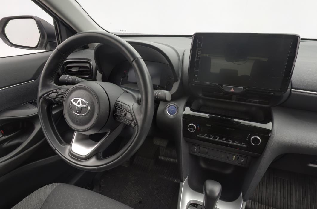TOYOTA Yaris Cross 2023