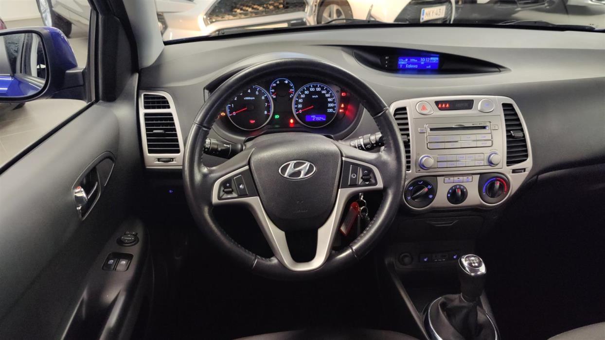 HYUNDAI I20 2011