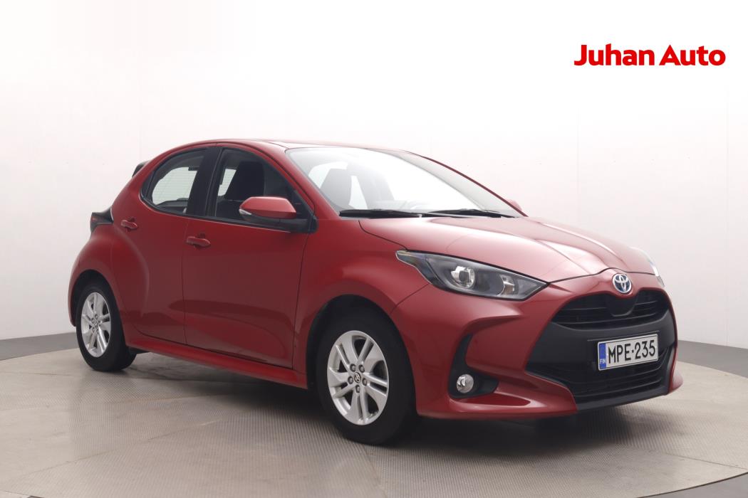 TOYOTA Yaris 2023