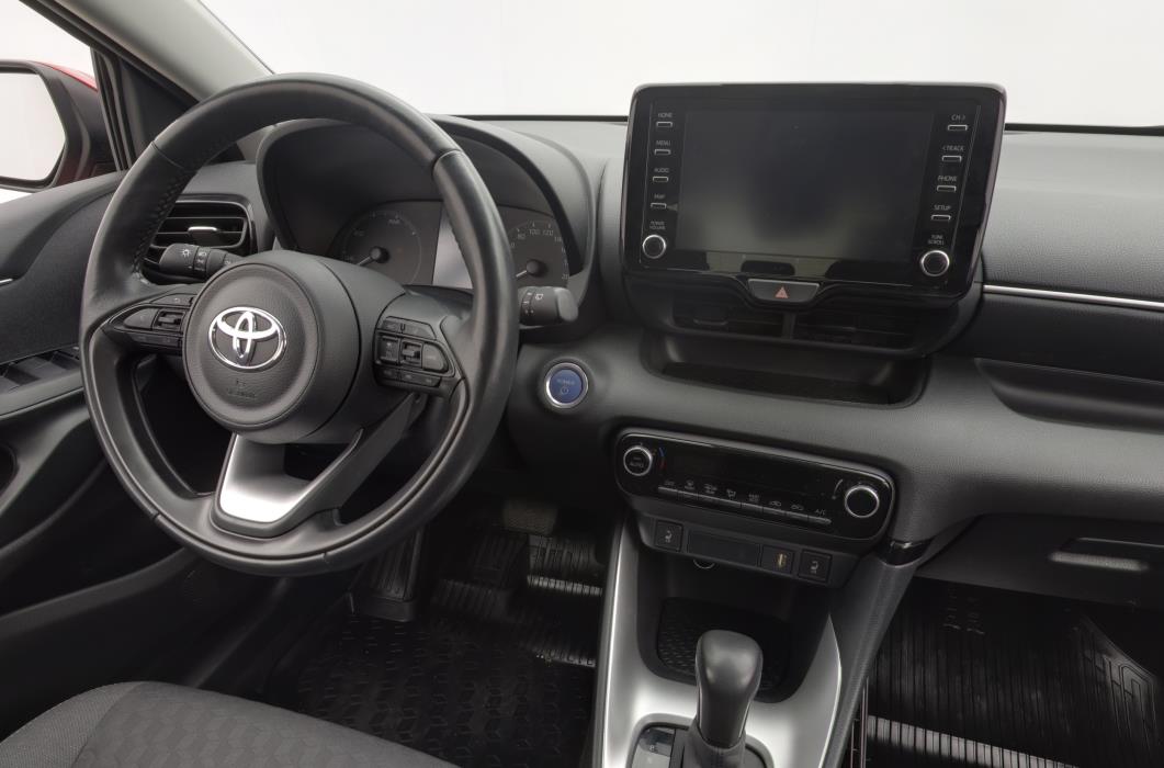 TOYOTA Yaris 2023