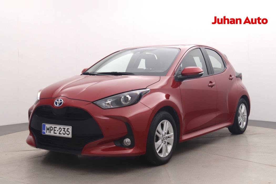 TOYOTA Yaris 2023