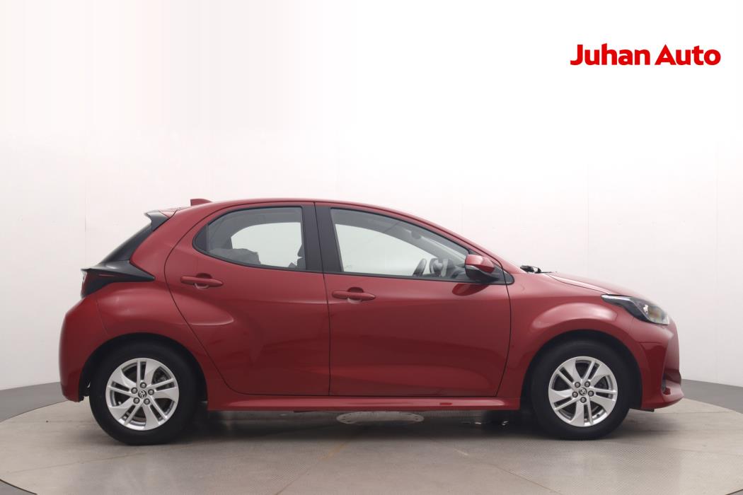 TOYOTA Yaris 2023