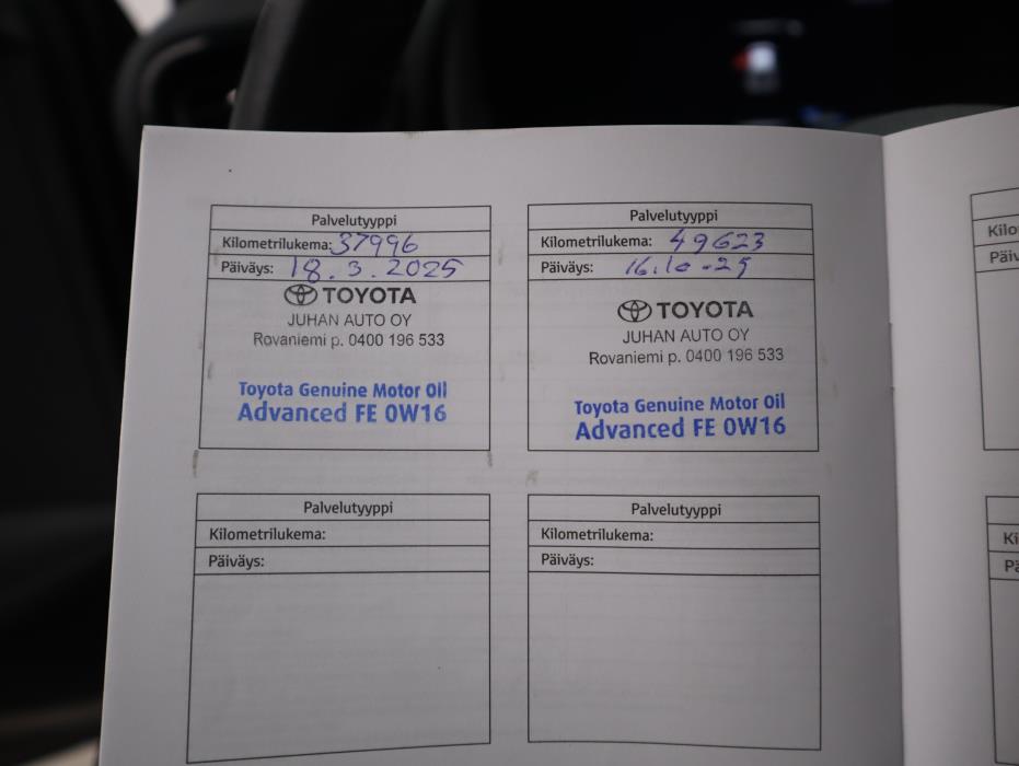 TOYOTA Yaris Cross 2023