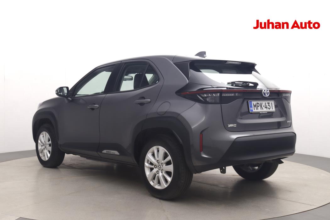 TOYOTA Yaris Cross 2023