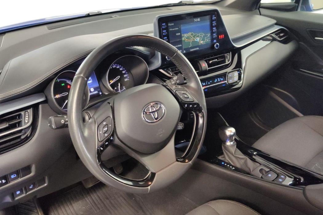 TOYOTA C-HR 2021