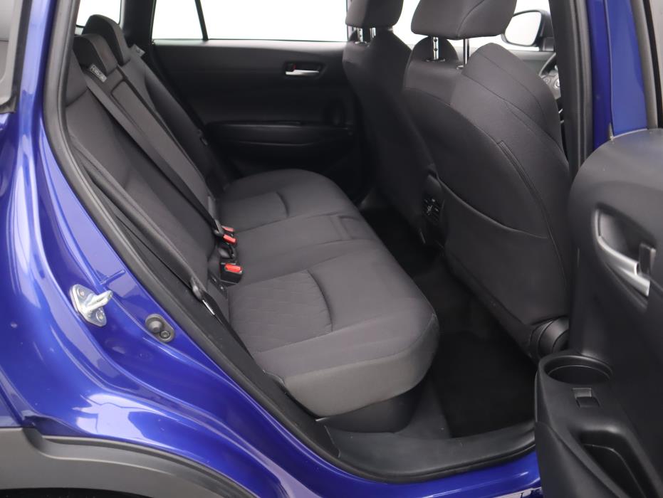 TOYOTA Corolla Cross 2023