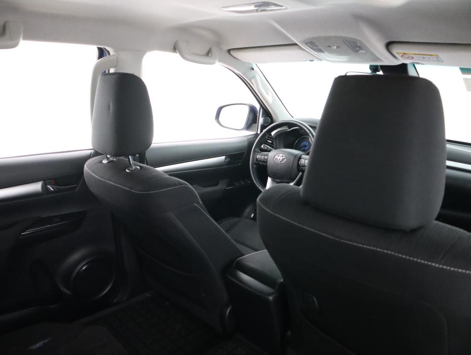 TOYOTA Hilux 2020