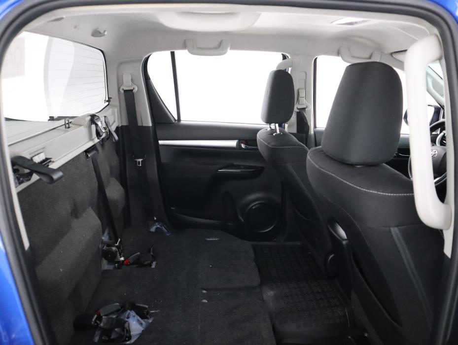 TOYOTA Hilux 2020