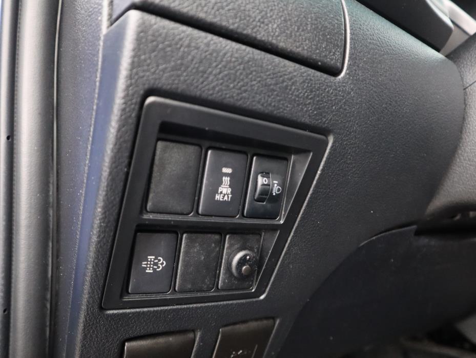 TOYOTA Hilux 2020