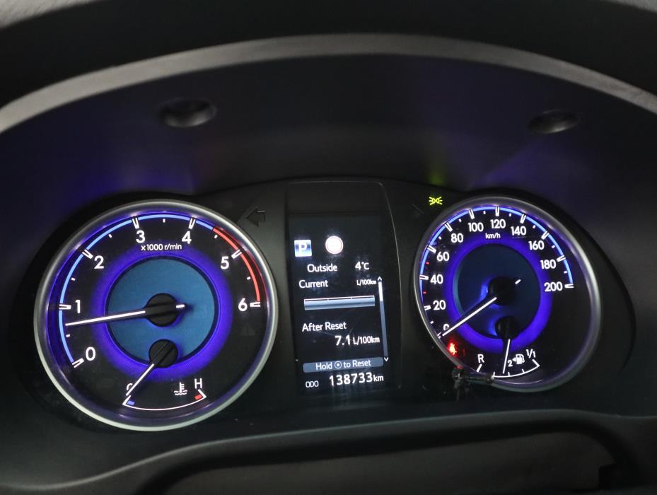 TOYOTA Hilux 2020