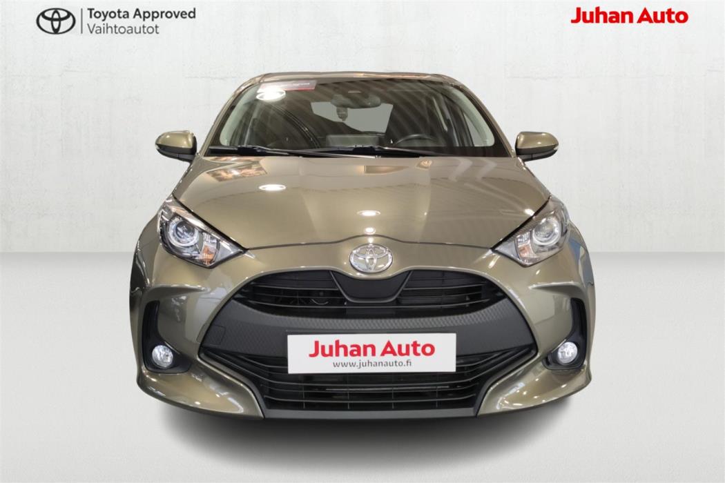TOYOTA Yaris 2021