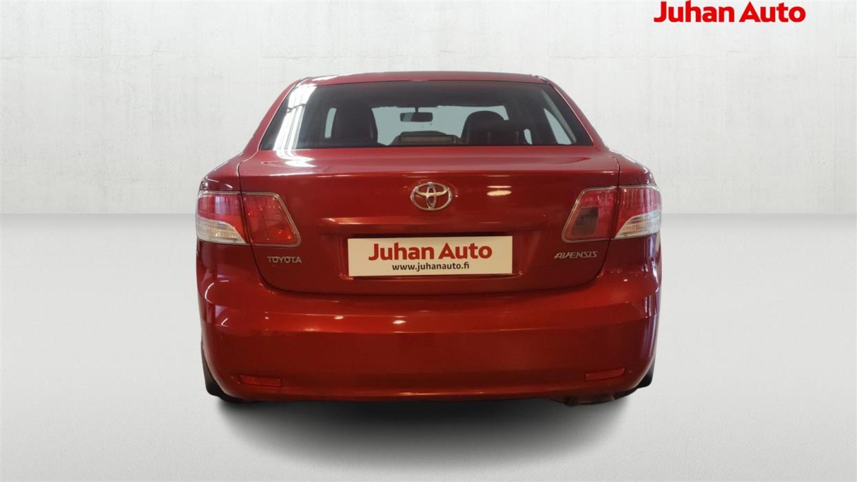 TOYOTA Avensis 2010