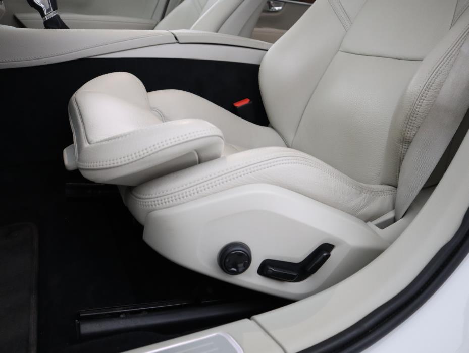 VOLVO S90 2017