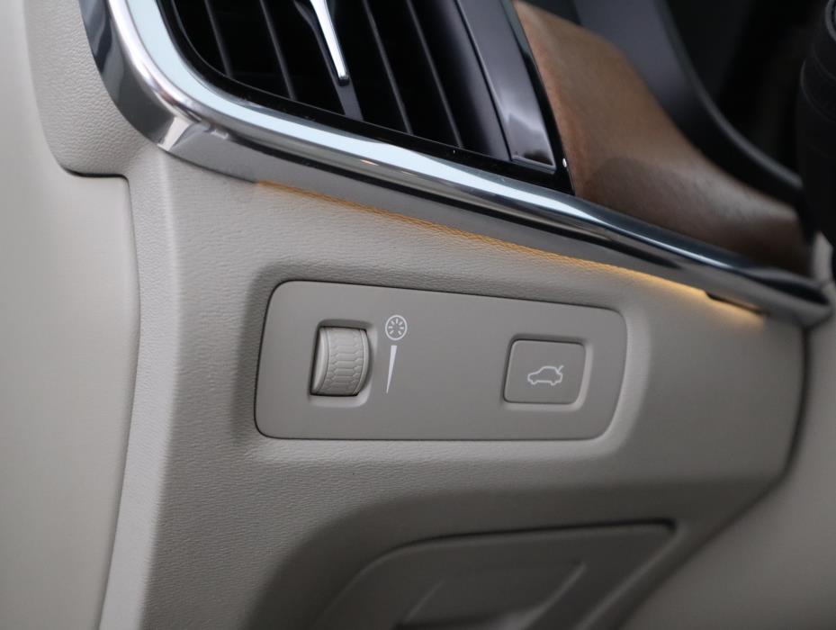 VOLVO S90 2017