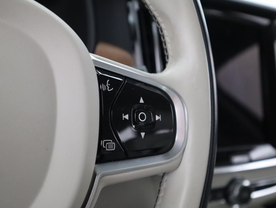 VOLVO S90 2017