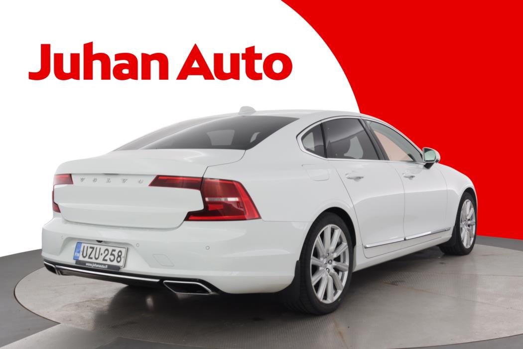 VOLVO S90 2017
