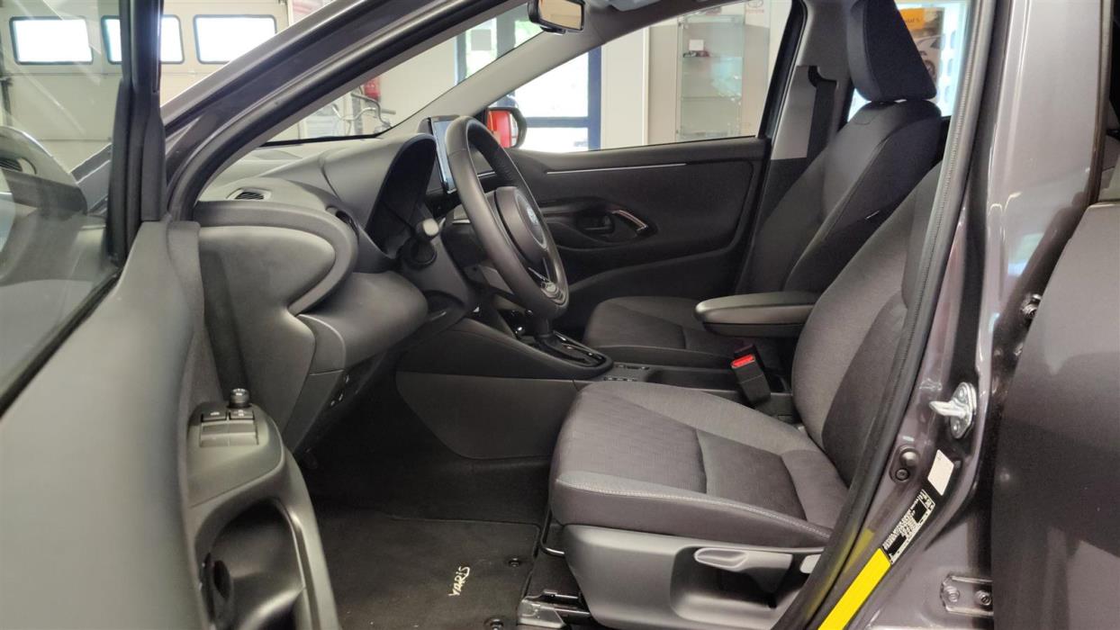 Toyota Yaris 2024