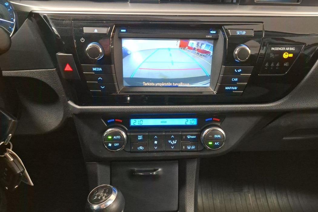 TOYOTA Corolla 2014
