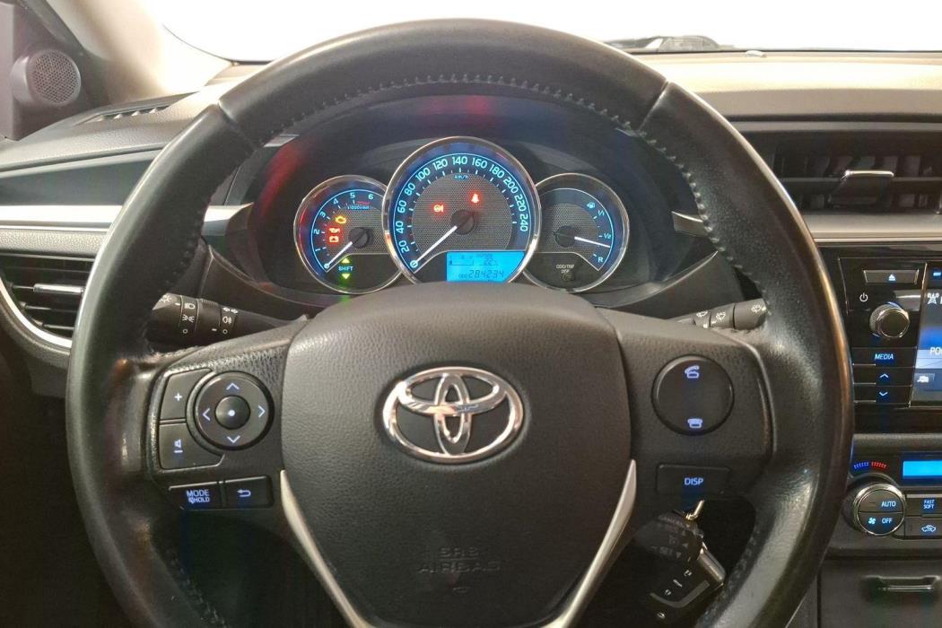 TOYOTA Corolla 2014