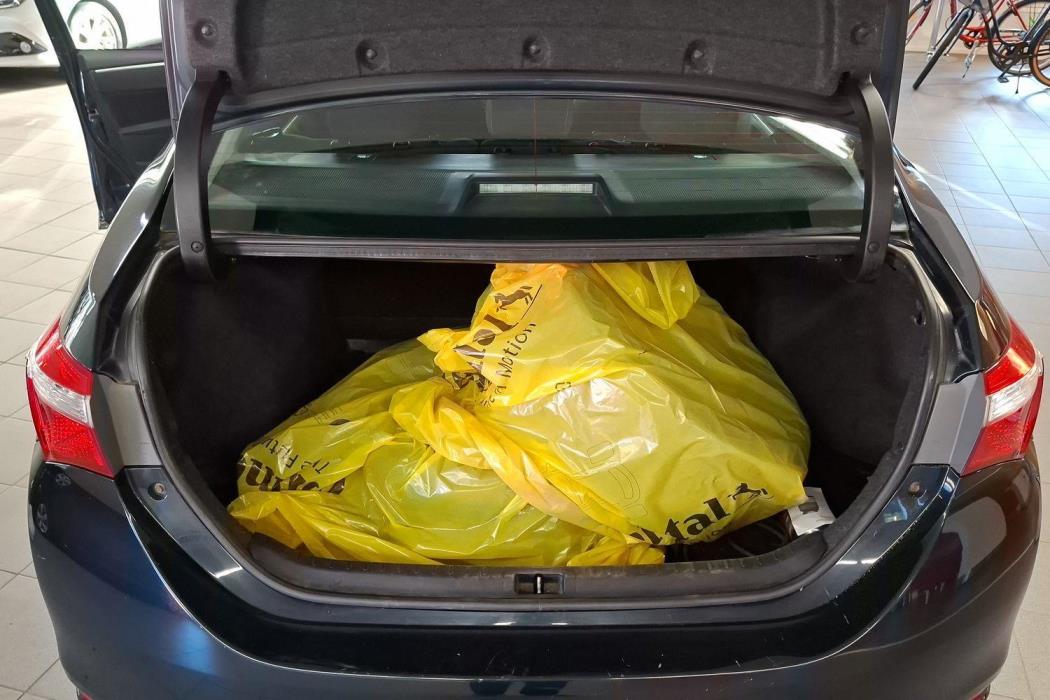 TOYOTA Corolla 2014