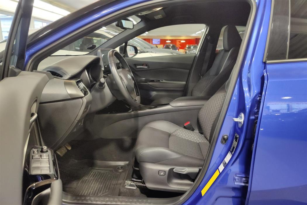 TOYOTA C-HR 2022