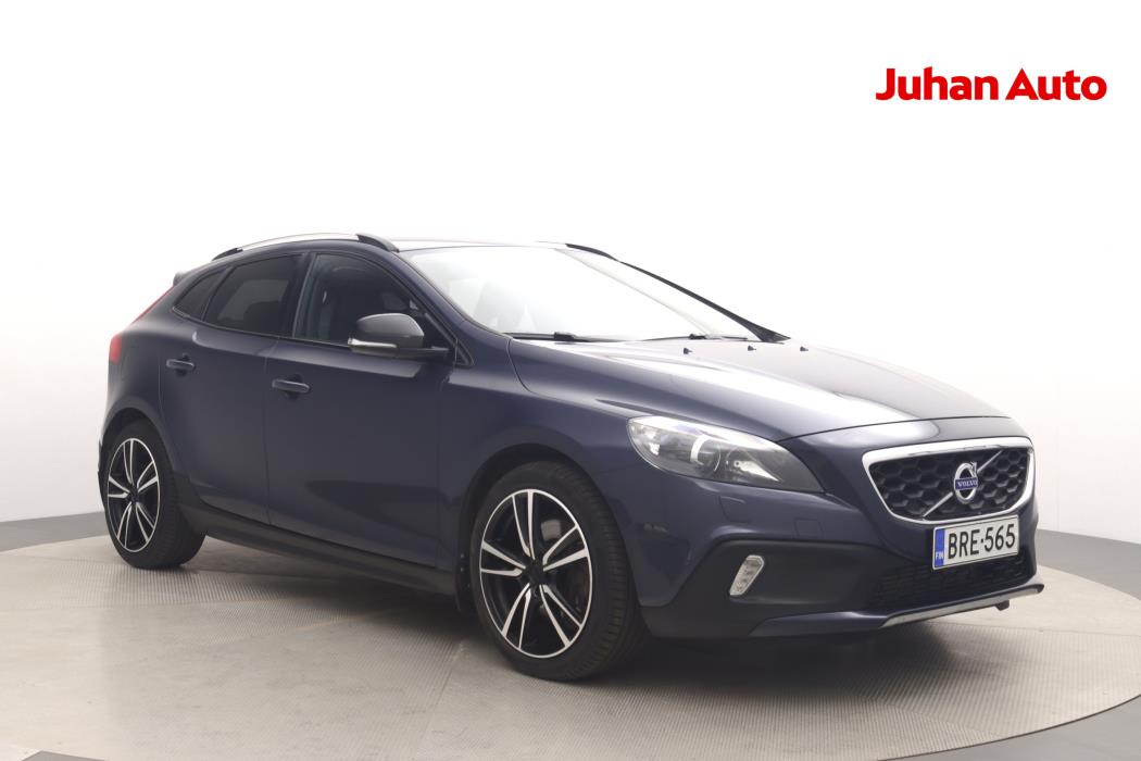 VOLVO V40 Cross Country 2013