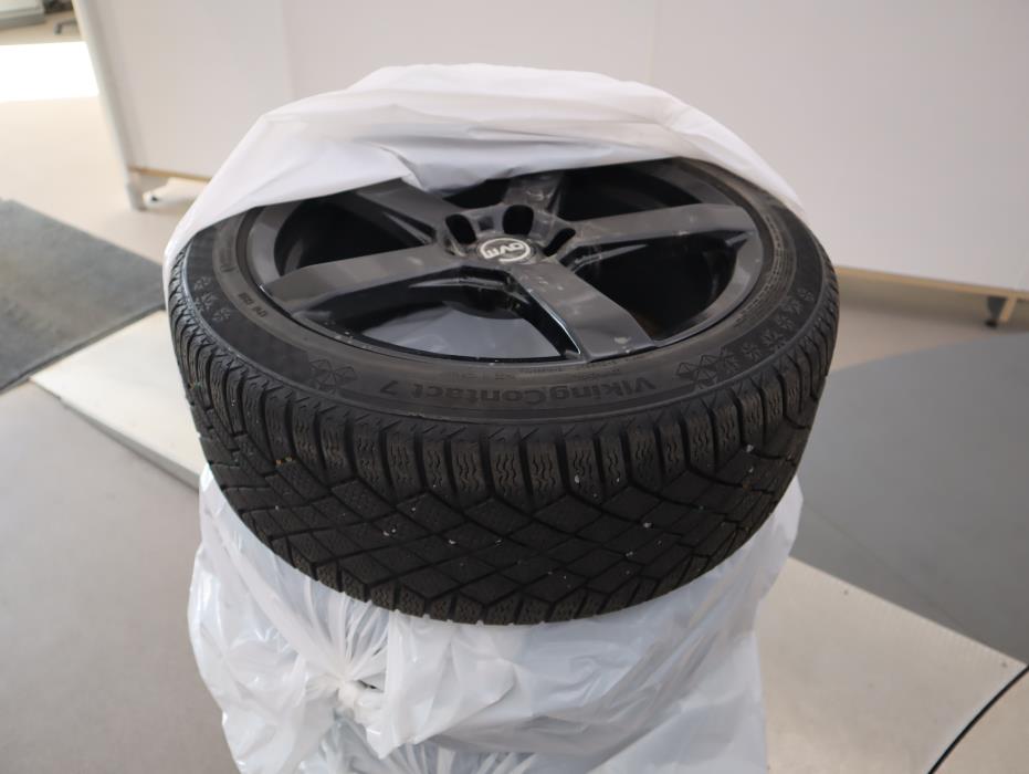 VOLVO V40 Cross Country 2013