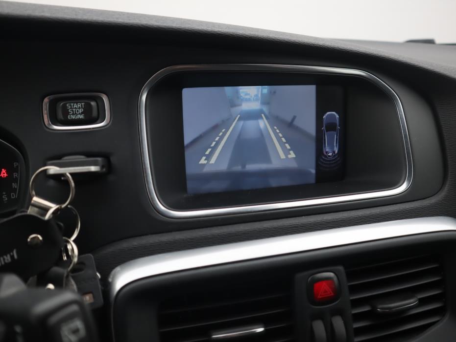 VOLVO V40 Cross Country 2013