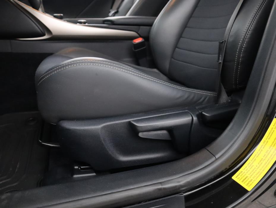 LEXUS IS 2015