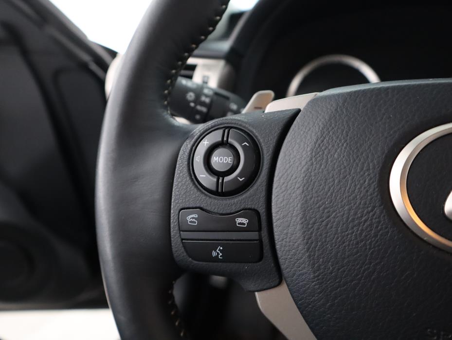 LEXUS IS 2015