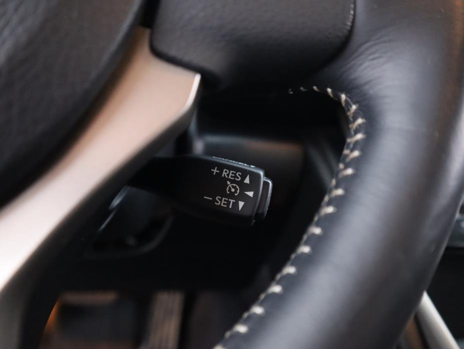 LEXUS IS 2015