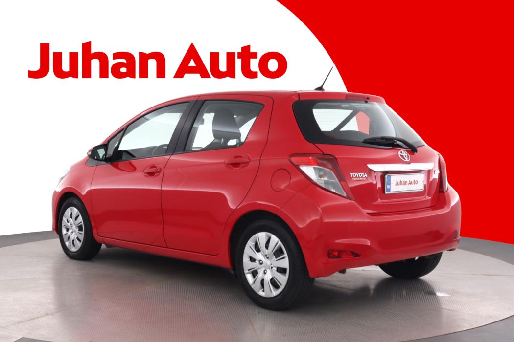 TOYOTA Yaris 2012