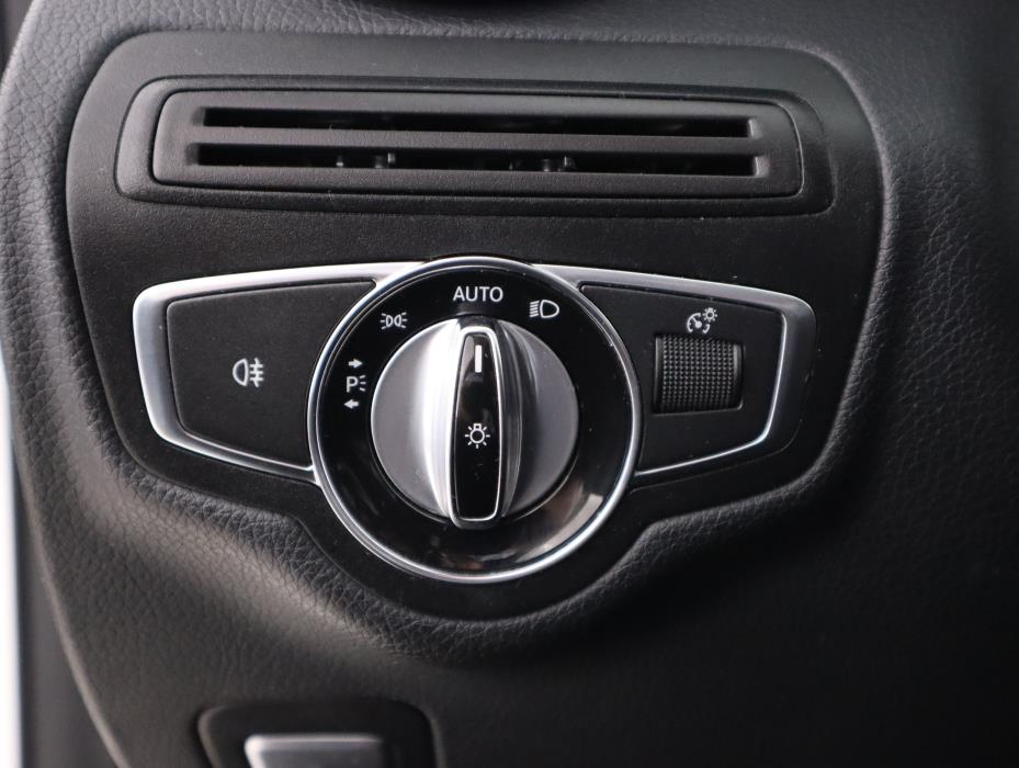 MERCEDES-BENZ C 2015