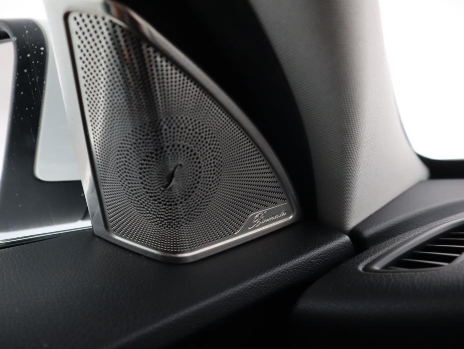 MERCEDES-BENZ C 2015