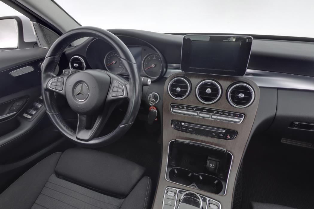 MERCEDES-BENZ C 2015